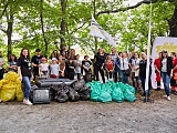 Zebrali pół tony śmieci podczas sprzątania Jeziora Bystrzyckiego