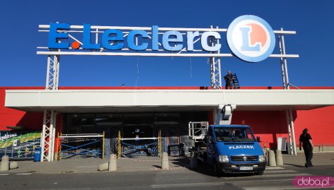 [FOTO] Trwają prace remontowe przy budowie E.Leclerc