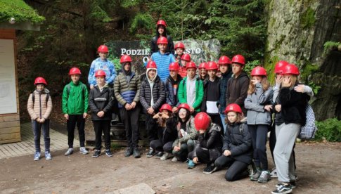 [FOTO] Uczniowie z SP8 uczestniczyli w projekcie Ambasadorzy Turystyczni w Aglomeracji Wałbrzyskiej