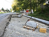Rusza budowa zatok i chodników w Zebrzydowie