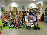 [FOTO] Misie, Promyczki i Leśne Skrzaty w bibliotece