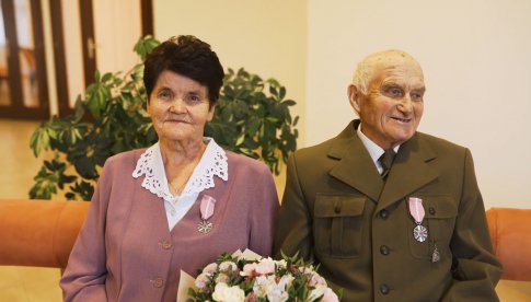 [WIDEO] Jubileusz Długoletniego Pożycia trzech małżeństw z gminy Świdnica