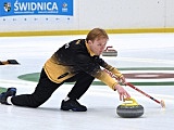 Zawody w curlingu