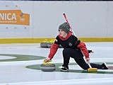 Zawody w curlingu