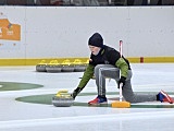 Zawody w curlingu