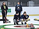 Zawody w curlingu