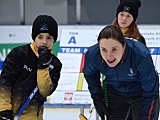 Drugi dzień zmagań w curlingu