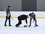 Drugi dzień zmagań w curlingu