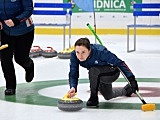 Drugi dzień zmagań w curlingu