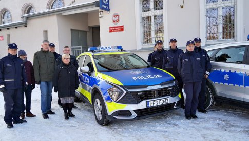 Nowy radiowóz dla policjantów ze Słotwiny