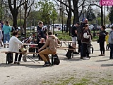 Piknik i przemarsz bezdomniaków ze świdnickiego schroniska