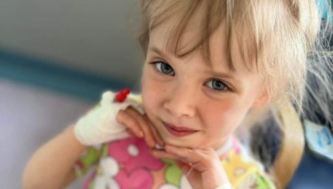 3,5-letnia Lilianna walczy z guzem mózgu. Pilnie potrzebne wsparcie