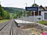 Zobacz, jak wyglądają nowe stacje kolejowe na trasie Świdnica - Jedlina-Zdrój. Do jakich atrakcji turystycznych dotrzemy nową linią? [FOTO, MAPA]