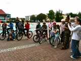[FOTO] Uczniowie ze Świebodzic promują ekologiczny transport