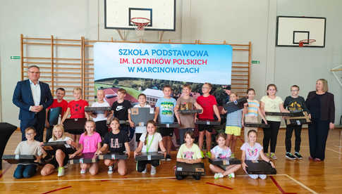 Laptopy dla uczniów gminy Marcinowice