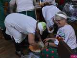 [WIDEO, FOTO] Wielkie Kiszenie Kapusty po raz trzeci! Świetna zabawa w Mokrzeszowie
