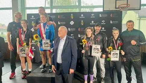 Mieszkanka Kalna na Młodzieżowym Mistrzostwach Polski w boksie olimpijskim