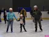[WIDEO, FOTO] Trenowali z medalistką olimpijską. Ślizgawki z Natalią Czerwonką na świdnickim lodowisku