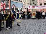 [WIDEO, FOTO] Maturzyści zatańczyli poloneza na świdnickim rynku po raz osiemnasty