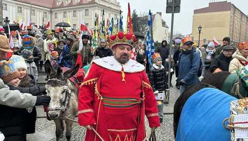 [FOTO, VIDEO] Trzej królowie z osiołkami zawitali do Świdnicy