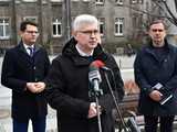 [WIDEO/FOTO] Parlamentarzyści i radni z ramienia PiS o pakcie migracyjnym 