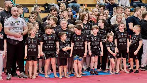 [FOTO] Jaworzyńscy fighterzy wrócili z workiem medali