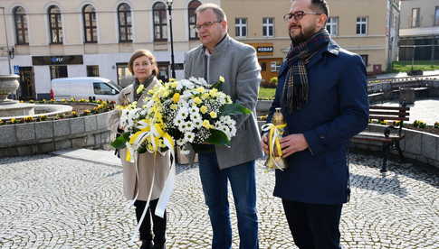 [FOTO] W Świebodzicach upamiętnili 20. rocznicę śmierci Papieża Jana Pawła II