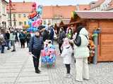 [WIDEO/FOTO] Na świebodzickim rynku wystartował Jarmark Wielkanocny. Przewidziano masę atrakcji