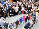 [WIDEO/FOTO] Na świebodzickim rynku wystartował Jarmark Wielkanocny. Przewidziano masę atrakcji