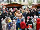 [WIDEO/FOTO] Na świebodzickim rynku wystartował Jarmark Wielkanocny. Przewidziano masę atrakcji