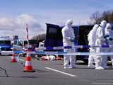 [WIDEO/FOTO] Zdarzenie terrorystyczne, policyjny pościg, wypadek z pożarem. Służby mundurowe ćwiczyły na drodze S3