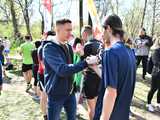 [WIDEO/DUŻO ZDJĘĆ] Pobiegli alejkami Parku Strzelnica na rozpoczęcie Biegowego Grand Prix