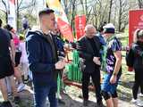 [WIDEO/DUŻO ZDJĘĆ] Pobiegli alejkami Parku Strzelnica na rozpoczęcie Biegowego Grand Prix