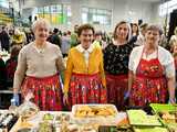 [WIDEO/FOTO] Magia świąt, bogato zastawione stoły oraz występy artystyczne na Jarmarku Wielkanocnym w Strzegomiu