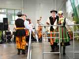 [WIDEO/FOTO] Magia świąt, bogato zastawione stoły oraz występy artystyczne na Jarmarku Wielkanocnym w Strzegomiu