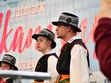 [WIDEO/FOTO] Magia świąt, bogato zastawione stoły oraz występy artystyczne na Jarmarku Wielkanocnym w Strzegomiu