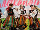 [WIDEO/FOTO] Magia świąt, bogato zastawione stoły oraz występy artystyczne na Jarmarku Wielkanocnym w Strzegomiu