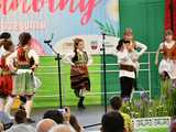 [WIDEO/FOTO] Magia świąt, bogato zastawione stoły oraz występy artystyczne na Jarmarku Wielkanocnym w Strzegomiu