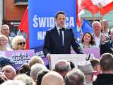 [WIDEO/FOTO] Rafał Trzaskowski z wizytą na świdnickim rynku. Kaczyński boi się wszystkiego, a aspiruje do rządzenia krajem