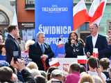 [WIDEO/FOTO] Rafał Trzaskowski z wizytą na świdnickim rynku. Kaczyński boi się wszystkiego, a aspiruje do rządzenia krajem