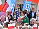 [WIDEO/FOTO] Rafał Trzaskowski z wizytą na świdnickim rynku. Kaczyński boi się wszystkiego, a aspiruje do rządzenia krajem