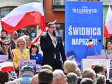 [WIDEO/FOTO] Rafał Trzaskowski z wizytą na świdnickim rynku. Kaczyński boi się wszystkiego, a aspiruje do rządzenia krajem