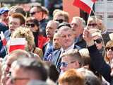 [WIDEO/FOTO] Rafał Trzaskowski z wizytą na świdnickim rynku. Kaczyński boi się wszystkiego, a aspiruje do rządzenia krajem