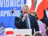 [WIDEO/FOTO] Rafał Trzaskowski z wizytą na świdnickim rynku. Kaczyński boi się wszystkiego, a aspiruje do rządzenia krajem