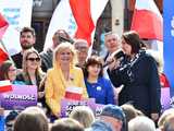 [WIDEO/FOTO] Rafał Trzaskowski z wizytą na świdnickim rynku. Kaczyński boi się wszystkiego, a aspiruje do rządzenia krajem