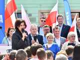 [WIDEO/FOTO] Rafał Trzaskowski z wizytą na świdnickim rynku. Kaczyński boi się wszystkiego, a aspiruje do rządzenia krajem