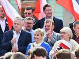 [WIDEO/FOTO] Rafał Trzaskowski z wizytą na świdnickim rynku. Kaczyński boi się wszystkiego, a aspiruje do rządzenia krajem
