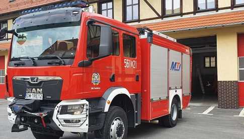 Pożar mieszkania przy ulicy Mennickiej. Ewakuowano 6 osób