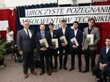 [FOTO] Pożegnanie abiturientów ze świdnickiego Mechanika