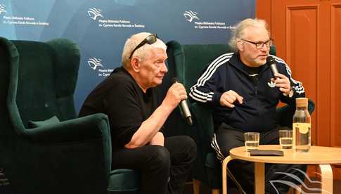 [FOTO] Tydzień Bibliotek rozpoczęty spotkaniem autorskim z Marcinem Świetlickim i Mariuszem Czubajem